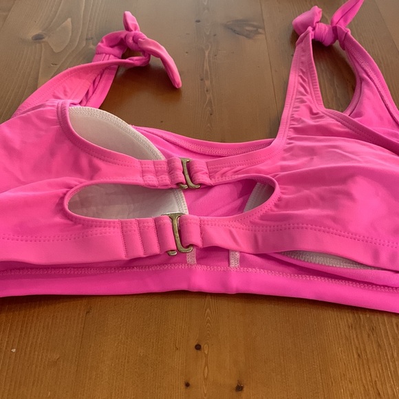 Target plus size bathing suit bubblegum pink - Picture 3 of 4